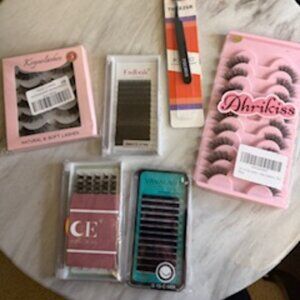 Assorted Lashes & Lash Tweezers